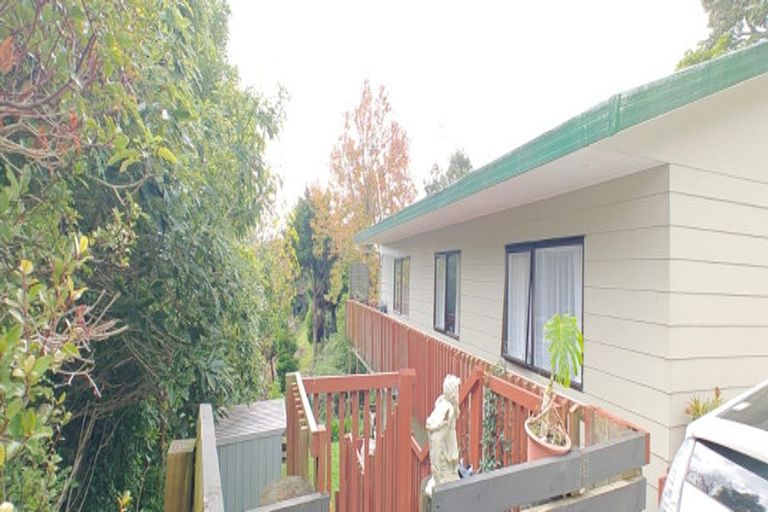 Photo of property in 39a Evelyn Road, Cockle Bay, Auckland, 2014