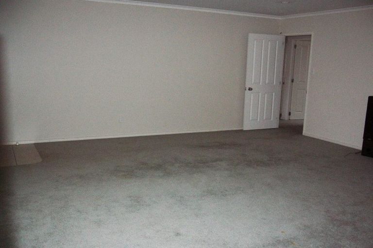 Photo of property in 26 Duckworth Road, Papakura, 2110