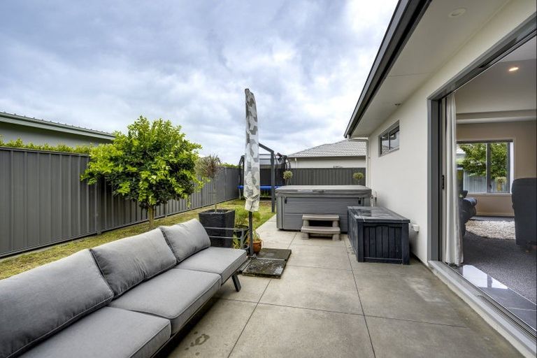 Photo of property in 81 Arataki Road, Havelock North, 4130
