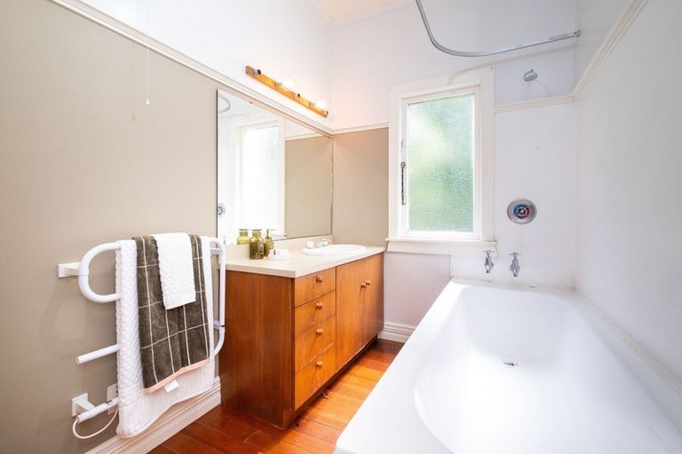 Photo of property in 1 Tom Parker Avenue, Marewa, Napier, 4110