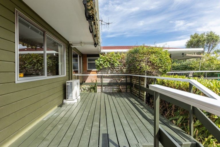 Photo of property in 2/11 Mchardy Street, Havelock North, 4130