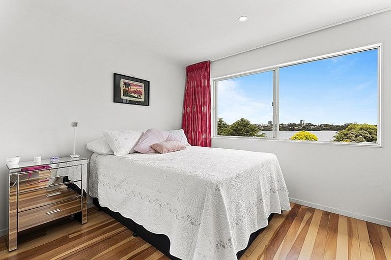 Photo of property in 8/72 Kitchener Road, Milford, Auckland, 0620