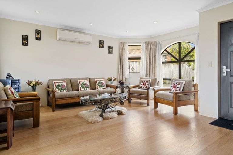 Photo of property in 31a Archibald Road, Kelston, Auckland, 0602