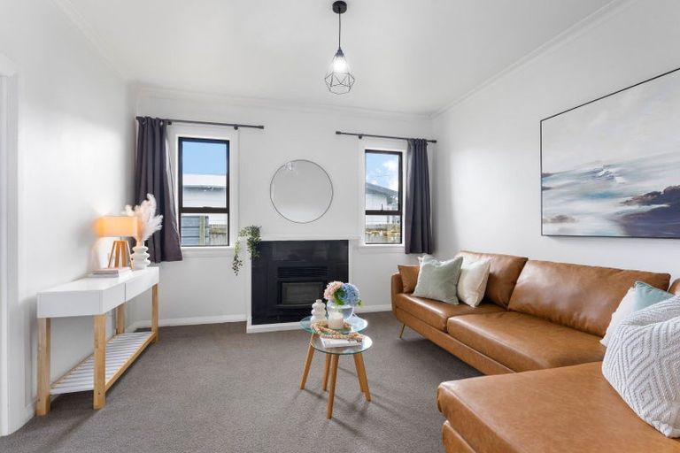 Photo of property in 217 Puriri Street, Castlecliff, Whanganui, 4501