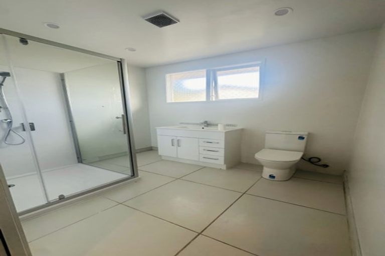 Photo of property in 3 Scott Road, Stanmore Bay, Whangaparaoa, 0932