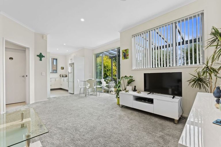 Photo of property in 7 Meteor Road, Hobsonville, Auckland, 0616