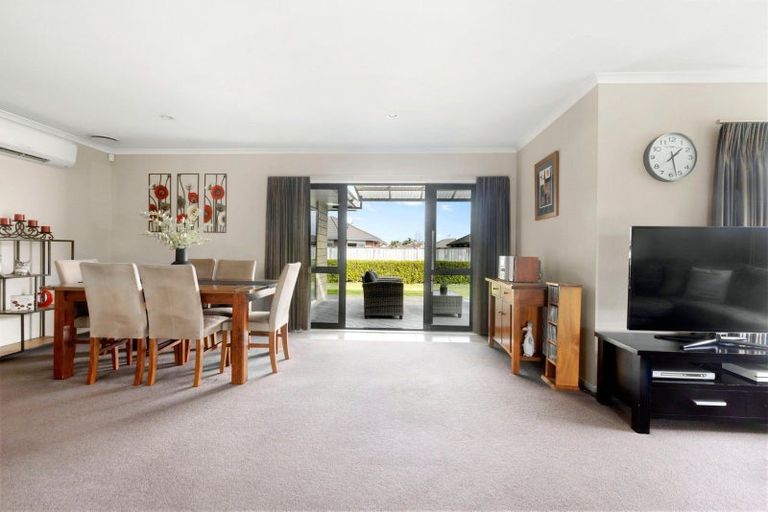 Photo of property in 14 Ebony Court, Rototuna North, Hamilton, 3210