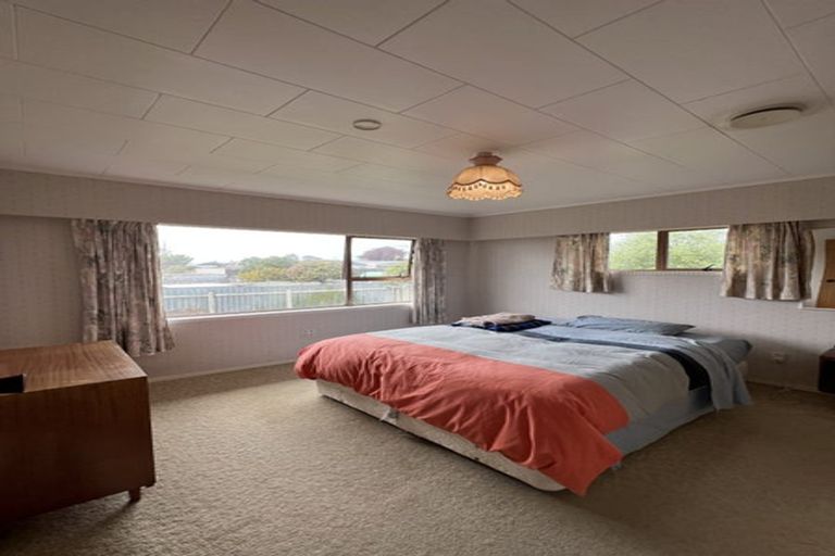 Photo of property in 30 Gold Street, Waitara, 4320