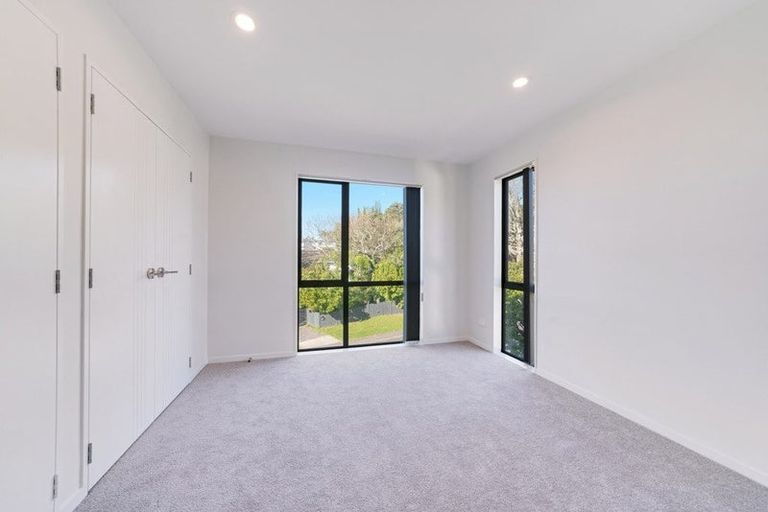 Photo of property in 26a Bellringer Road, Massey, Auckland, 0614