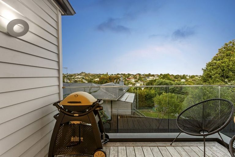 Photo of property in 48b Seine Road, Forrest Hill, Auckland, 0620