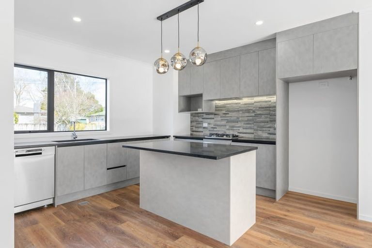 Photo of property in 2/146 Rimu Street, Maeroa, Hamilton, 3200