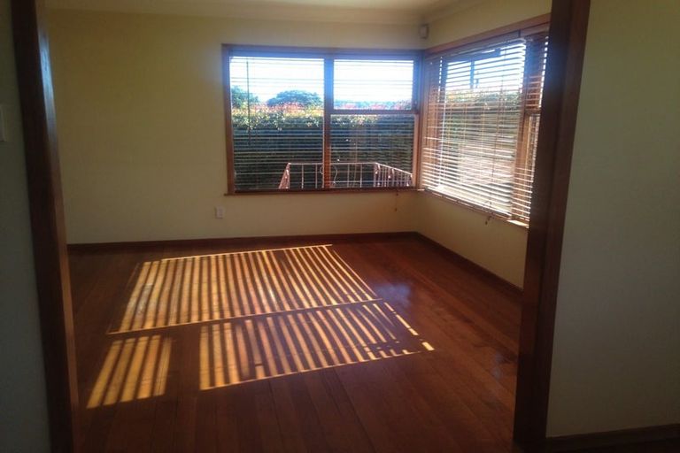 Photo of property in 8 Boyd Avenue, Mangere Bridge, Auckland, 2022