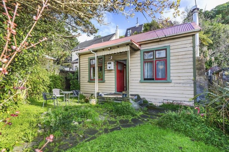 Photo of property in 240 Tinakori Road, Thorndon, Wellington, 6011