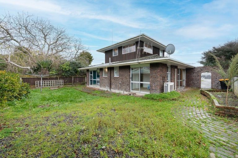 Photo of property in 650 Ferguson Street, Terrace End, Palmerston North, 4410