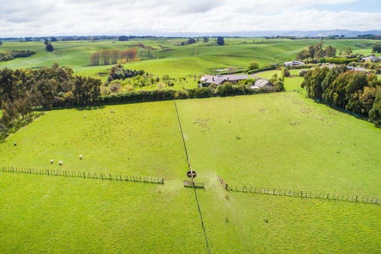 Photo of property in 528 Stoney Creek Road, Kelvin Grove, Palmerston North, 4470