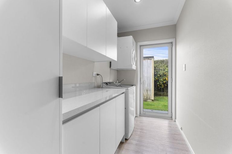 Photo of property in 11 Portland Drive, Mangorei, New Plymouth, 4312