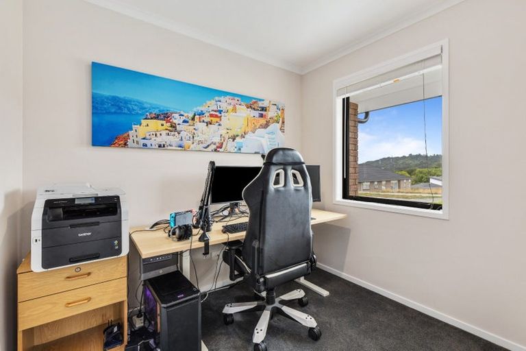 Photo of property in 12 Jeroboam Loop, Kumeu, 0810