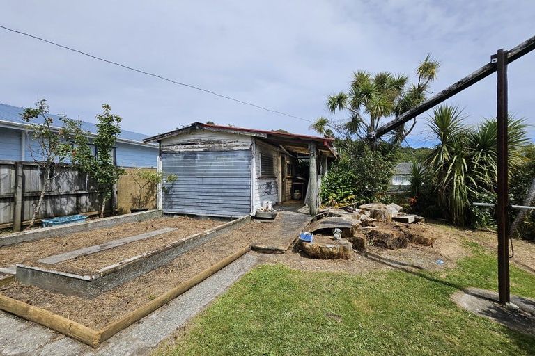 Photo of property in 8 Masters Street, Greymouth, 7805