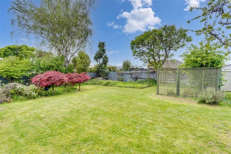 Photo of property in 4 Merton Place, Bryndwr, Christchurch, 8053