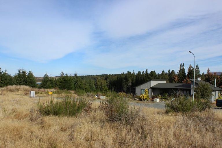 Photo of property in 61 Ohau Drive, Lake Ohau, Twizel, 9412