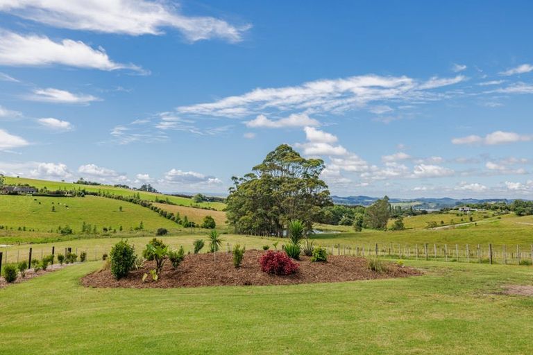 Photo of property in 412e Redcliffs Road, Kerikeri, 0294