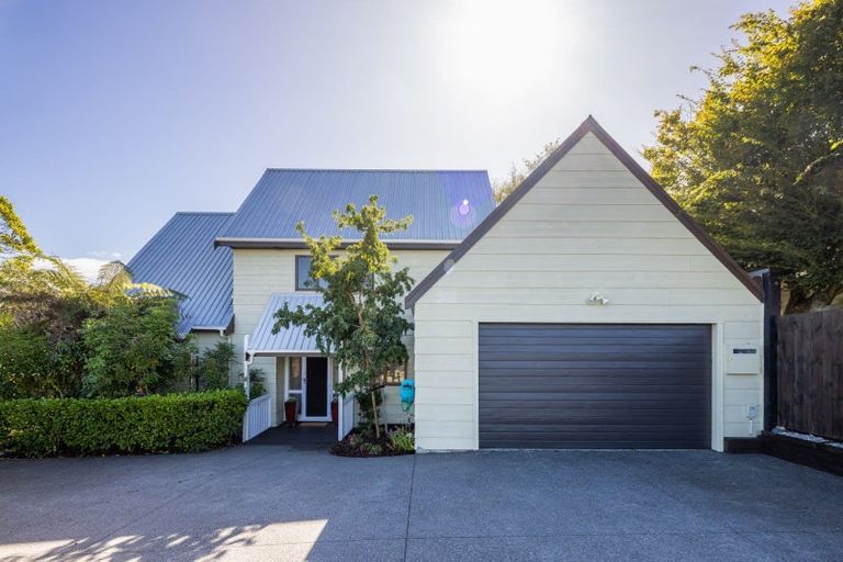 Photo of property in 8 Deborah Place, Dinsdale, Hamilton, 3204