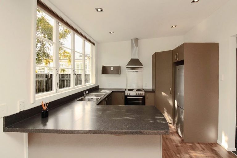 Photo of property in 3 Central Terrace, Alicetown, Lower Hutt, 5010