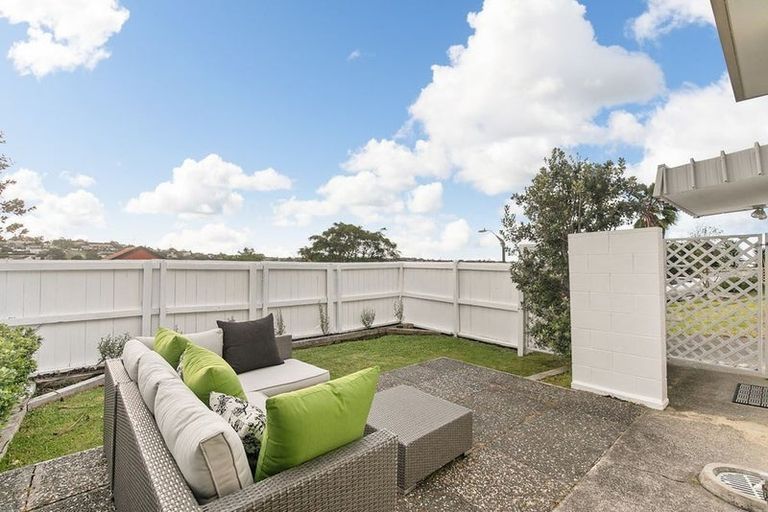 Photo of property in 45a Shanaway Rise, Hillcrest, Auckland, 0627
