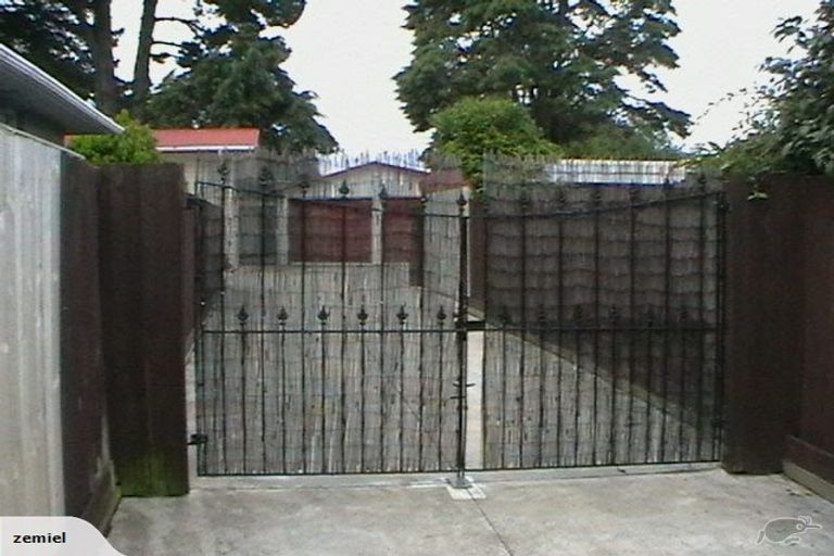 Photo of property in 56 Kawau Crescent, Bromley, Christchurch, 8062