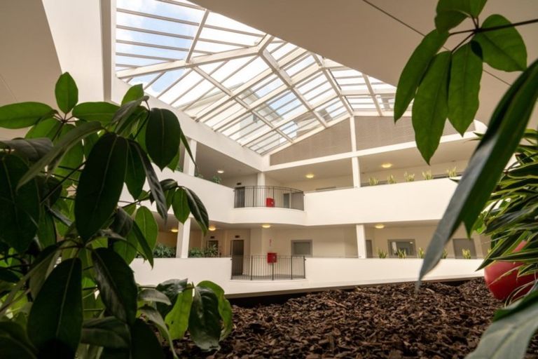 Photo of property in Stadium Garden Flats, 402/107 Thorndon Quay, Pipitea, Wellington, 6011