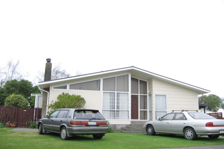 Photo of property in 11 Fife Crescent, Tamatea, Napier, 4112