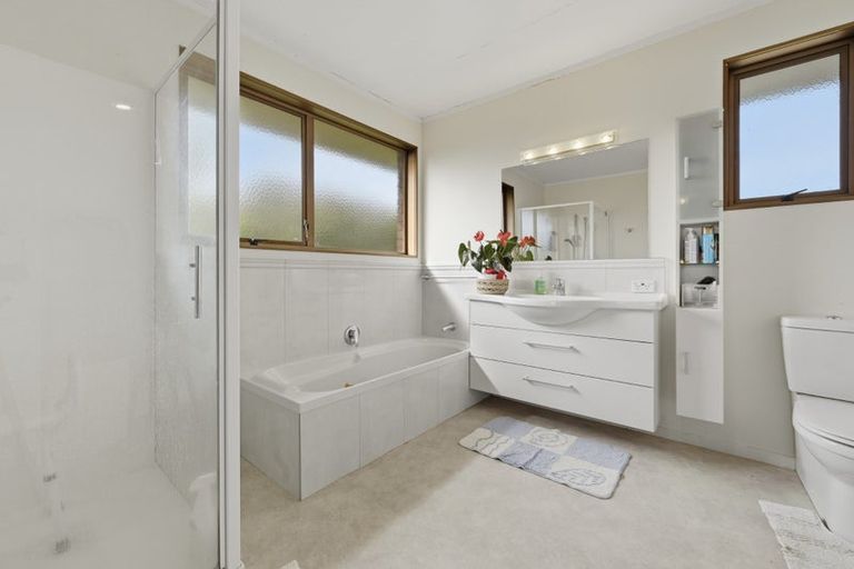 Photo of property in 33 Lydbrook Place, Otumoetai, Tauranga, 3110