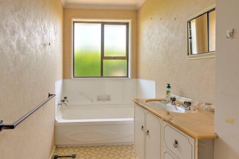 Photo of property in 13a Irving Street, Gore, 9710