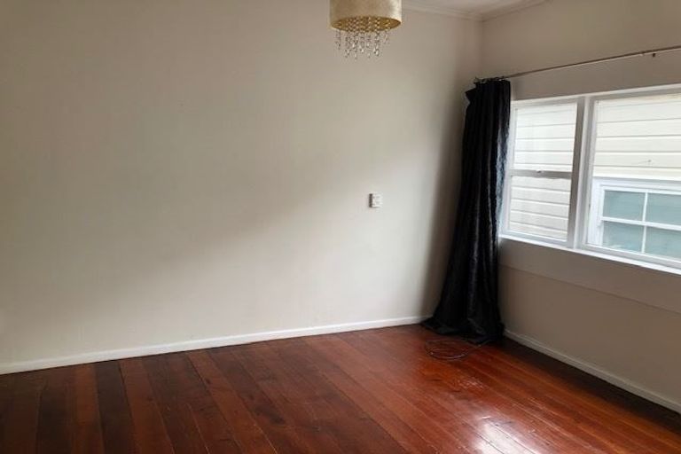 Photo of property in 11 Turakina Street, Grey Lynn, Auckland, 1021