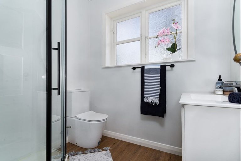 Photo of property in 32 Masters Crescent, Masterton, 5810