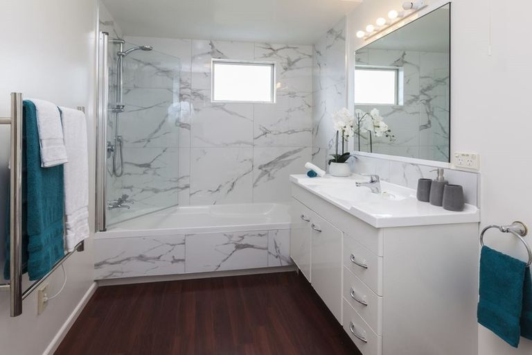 Photo of property in 2 Lewisham Park, St Albans, Christchurch, 8052