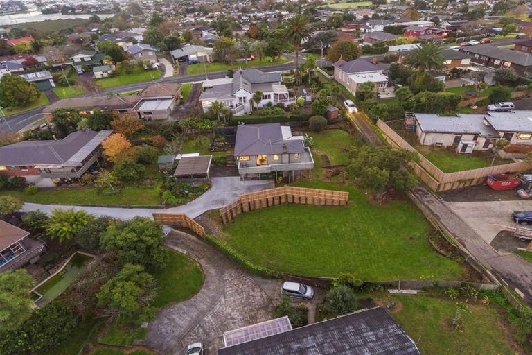 Photo of property in 5a Riverhills Avenue, Pakuranga Heights, Auckland, 2010