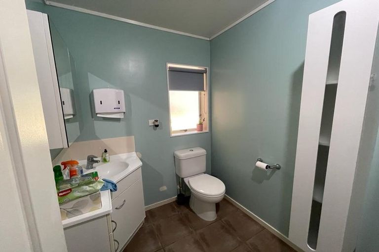 Photo of property in 58a Crawford Avenue, Mangere Bridge, Auckland, 2022