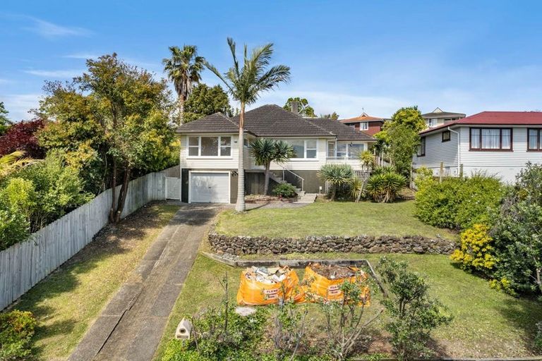 Photo of property in 48 Bruce Road, Glenfield, Auckland, 0629