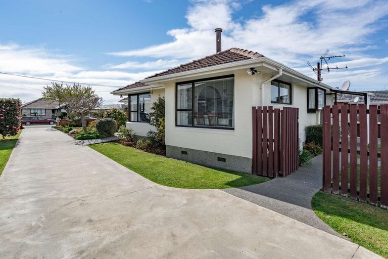 Photo of property in 15 Vardon Crescent, Shirley, Christchurch, 8061