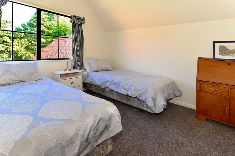 Photo of property in 2/266 Riccarton Road, Upper Riccarton, Christchurch, 8041