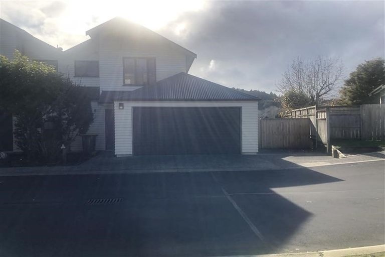 Photo of property in 6/11 The Avenue, Albany, Auckland, 0632