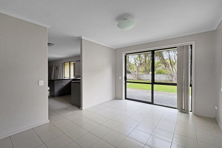 Photo of property in 18 Malbec Place, Rototuna, Hamilton, 3210