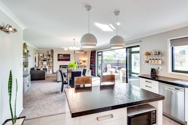 Photo of property in 62 Mcelwee Street, Jervoistown, Napier, 4112