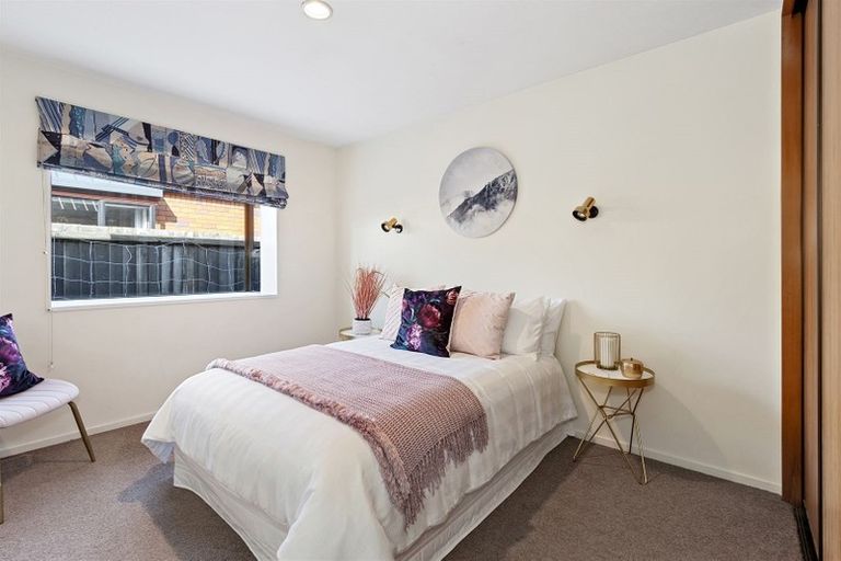 Photo of property in 1 Audley Gate, Avonhead, Christchurch, 8042