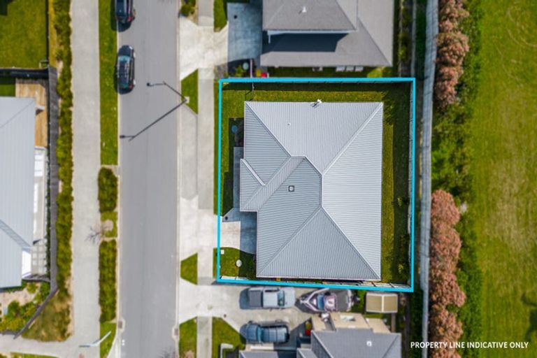 Photo of property in 36 Accolage Boulevard, Kumeu, 0810