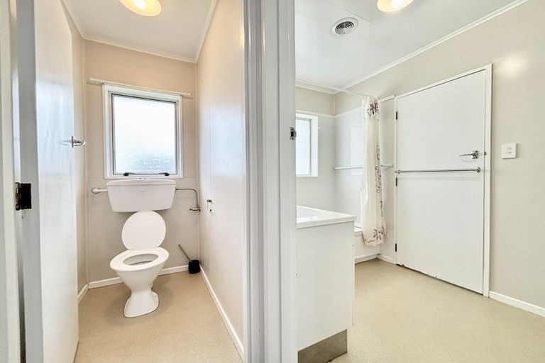 Photo of property in 3/12 Fraser Street, Wainuiomata, Lower Hutt, 5014