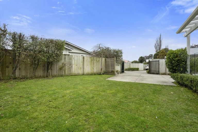 Photo of property in 6a Petherick Street, Taita, Lower Hutt, 5011