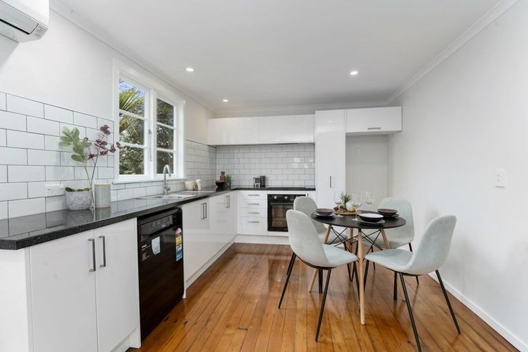 Photo of property in 7 Dunstan Street, Otaki, 5512