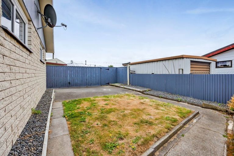 Photo of property in 69 Dixon Avenue, Hawera, 4610